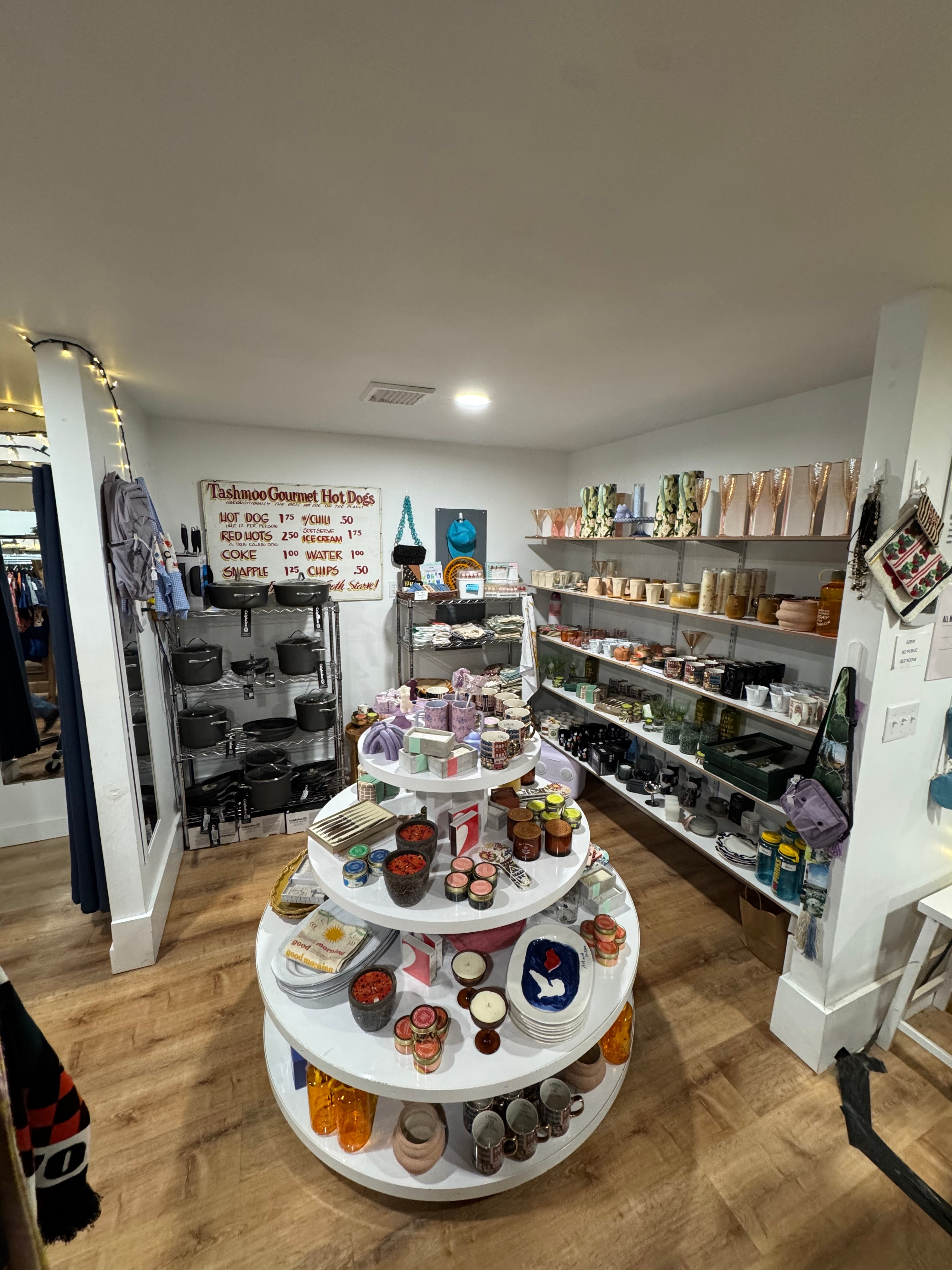 Edgartown's premier cups, mugs, ornaments, decorations and candles for vacation in Martha's Vineyard